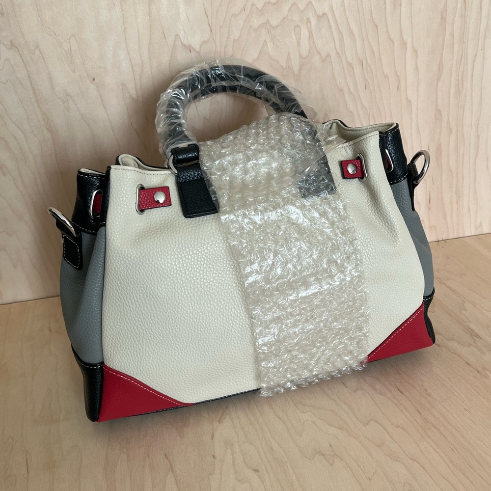 Disney "Mickey Mouse All Ears" Fashion Handbag With Charm NEW - Picture 2 of 7